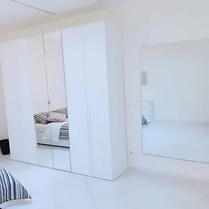  Apartment Visconti House